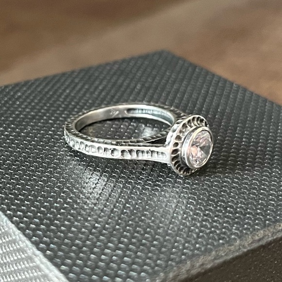 Silpada Sterling Silver Perfect Bliss Ring with Cubic Zirconia - Picture 4 of 8